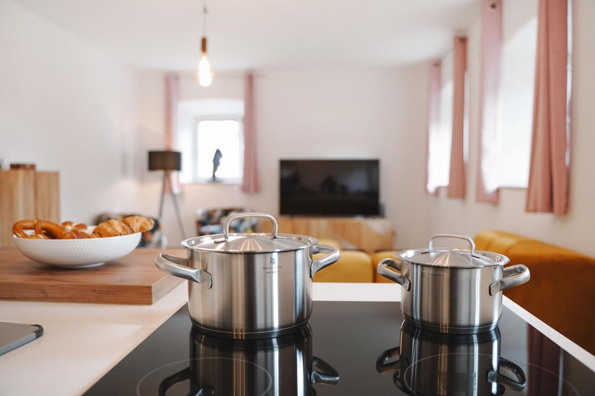 Black Horse Family Apartment - Barrierearm - Pfotenglueck - Familienzeit By Loewenherz Homes Stephanskirchen Экстерьер фото
